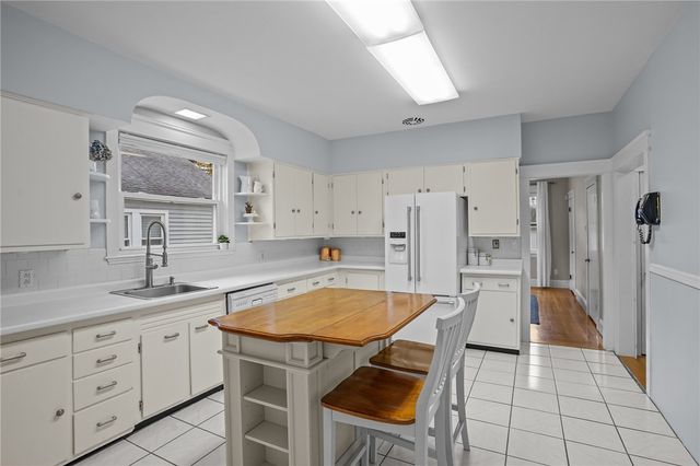 84 Enfield Avenue, Providence, RI 02908