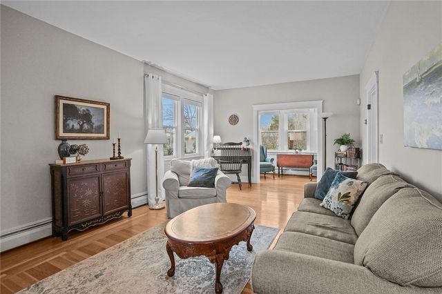 84 Enfield Avenue, Providence, RI 02908