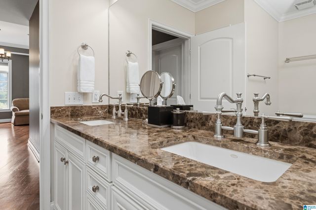 2600 HIGHLAND AVENUE, Birmingham, AL 35205