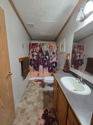 34693 N Brookwood, Bloomingdale Twp, MI 49055