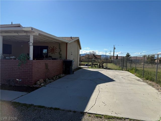 2040 Laguna Street, Pahrump, NV 89048