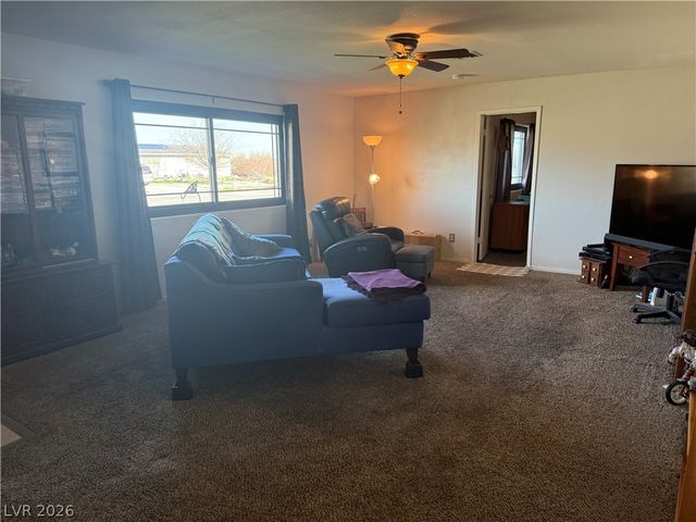 2040 Laguna Street, Pahrump, NV 89048