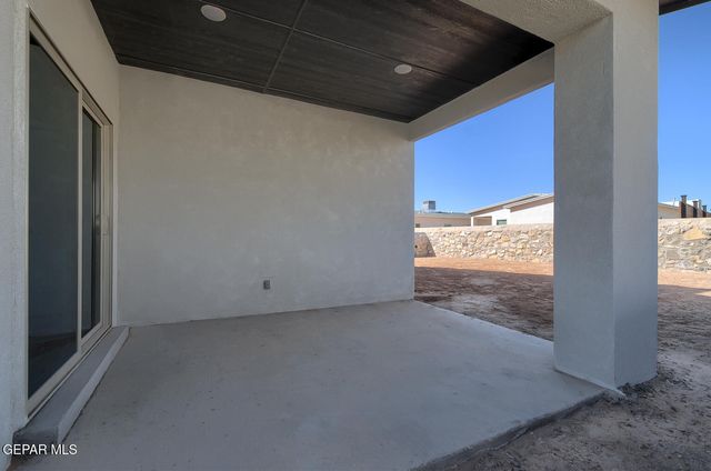 12180 Bahjat Drive, El Paso, TX 79934