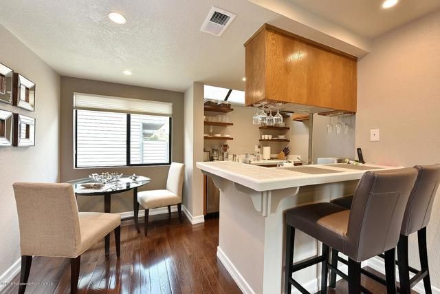 279 E Glenarm Street 10, Pasadena, CA 91106