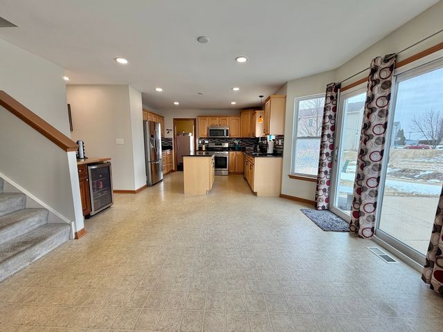 2653 Huntington Drive, Belvidere, IL 61008