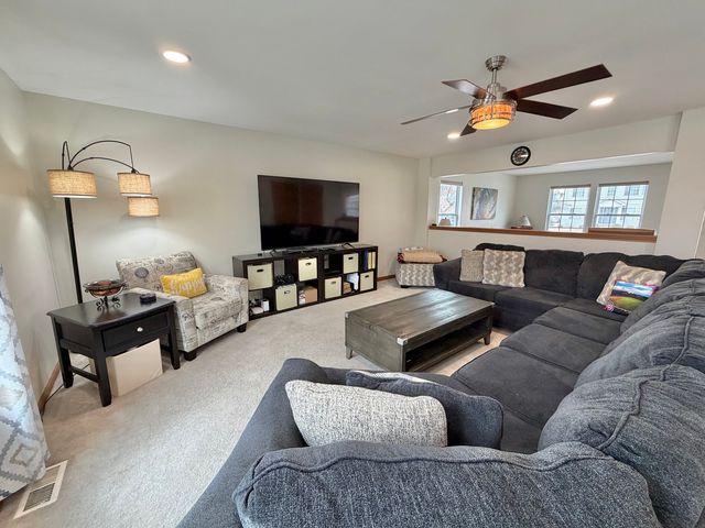 2653 Huntington Drive, Belvidere, IL 61008