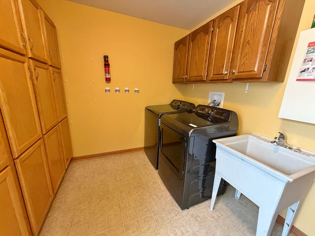 2653 Huntington Drive, Belvidere, IL 61008