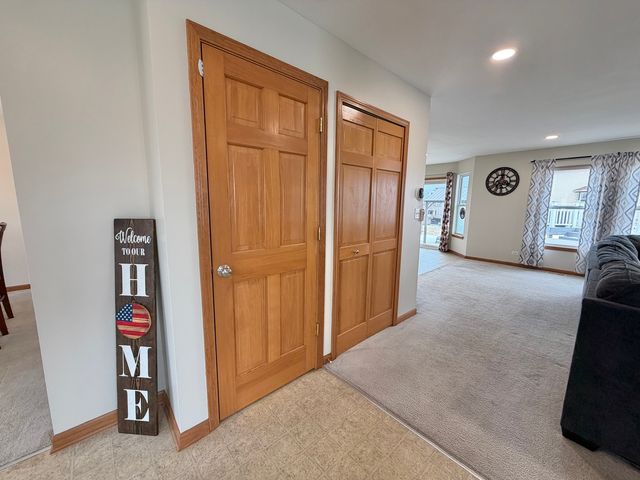 2653 Huntington Drive, Belvidere, IL 61008