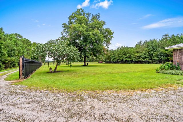 4751 Ansel Ln., Loris, SC 29569