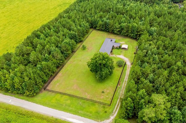 4751 Ansel Ln., Loris, SC 29569