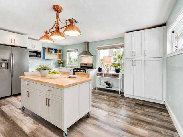 4638 VAN KLEECK DRIVE, New Smyrna Beach, FL 32169