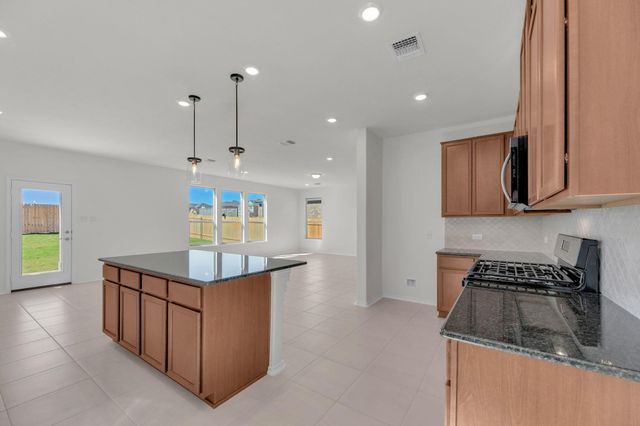 4038 Torraca LN, Round Rock, TX 78665