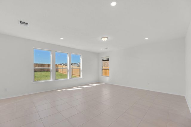 4038 Torraca LN, Round Rock, TX 78665