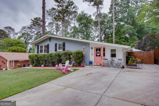 3056 Vine Circle, Decatur, GA 30033
