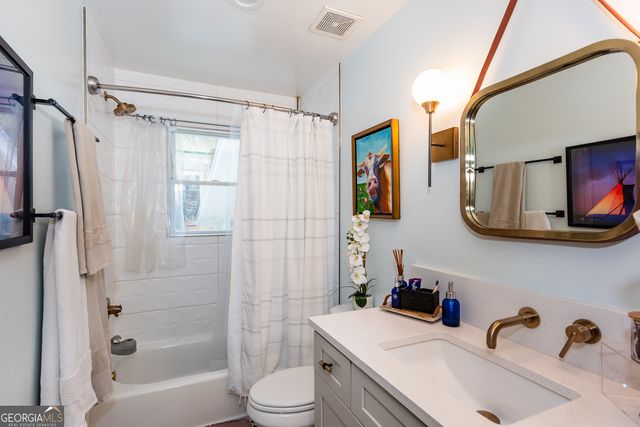 3056 Vine Circle, Decatur, GA 30033