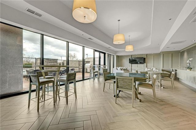 2255 Peachtree Road 520, Atlanta, GA 30319