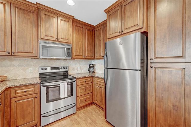 2255 Peachtree Road 520, Atlanta, GA 30319