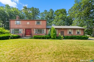 2 Sparkle Street, Enfield, CT 06082