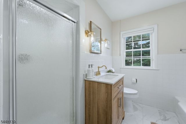 102 Mortimer Ave, Rutherford Boro, NJ 07070