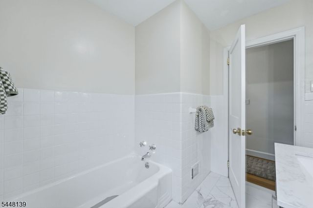 102 Mortimer Ave, Rutherford Boro, NJ 07070