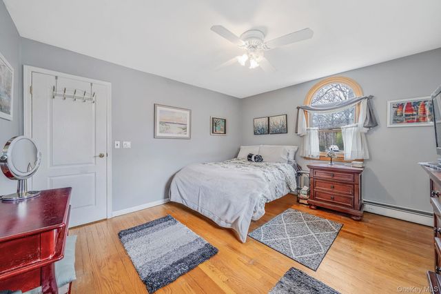 367 Hewlett Avenue, East Patchogue, NY 11772