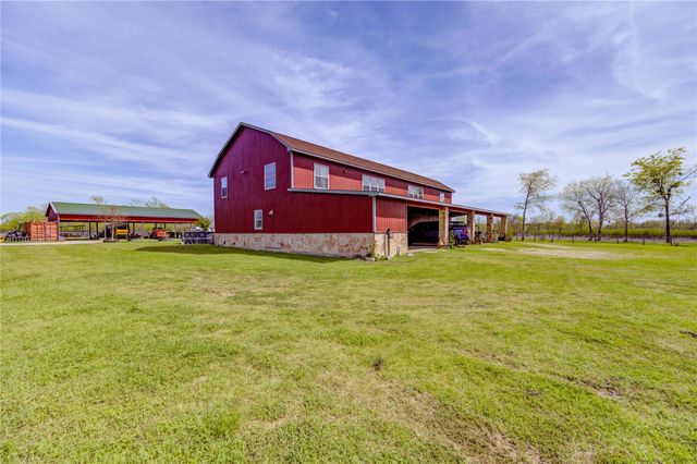 8570 Sunny Side Road, Hempstead, TX 77445