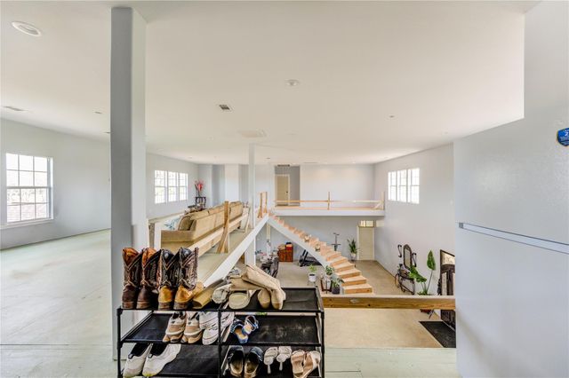 8570 Sunny Side Road, Hempstead, TX 77445