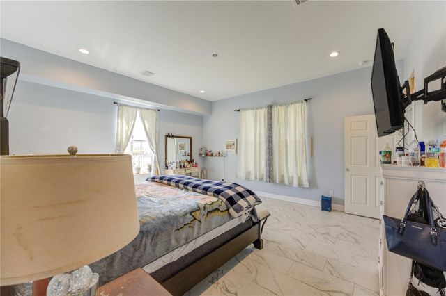 8570 Sunny Side Road, Hempstead, TX 77445