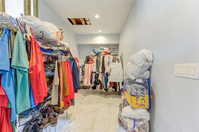 8570 Sunny Side Road, Hempstead, TX 77445