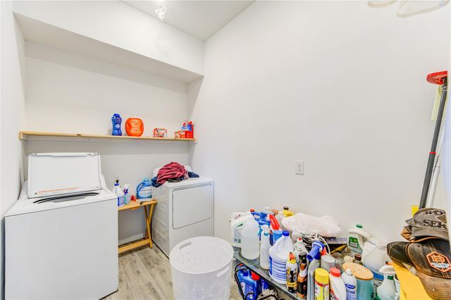 8570 Sunny Side Road, Hempstead, TX 77445