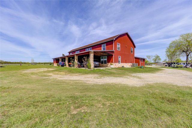 8570 Sunny Side Road, Hempstead, TX 77445
