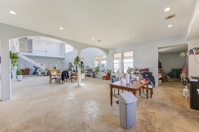 8570 Sunny Side Road, Hempstead, TX 77445