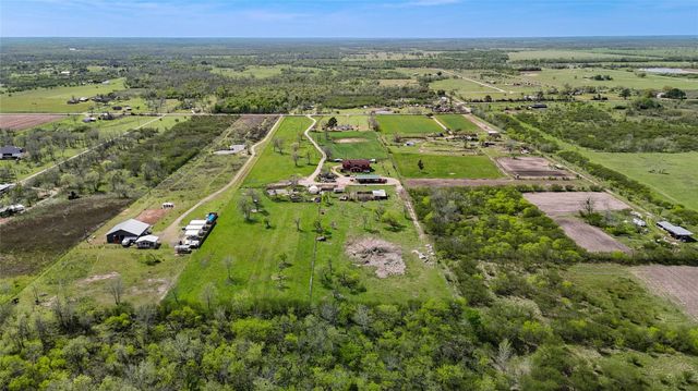 8570 Sunny Side Road, Hempstead, TX 77445