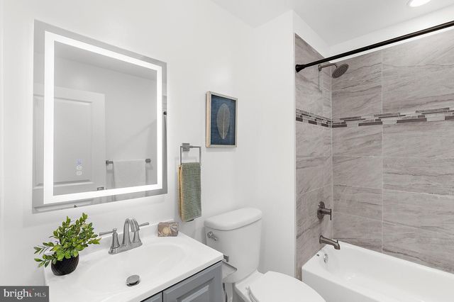 1747 N MILTON AVE, Baltimore, MD 21213