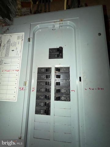 1341 W 6TH ST, Wilmington, DE 19805