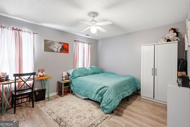 363 Barrington Drive, Hiram, GA 30141
