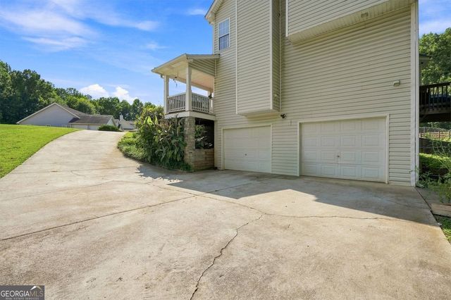 363 Barrington Drive, Hiram, GA 30141