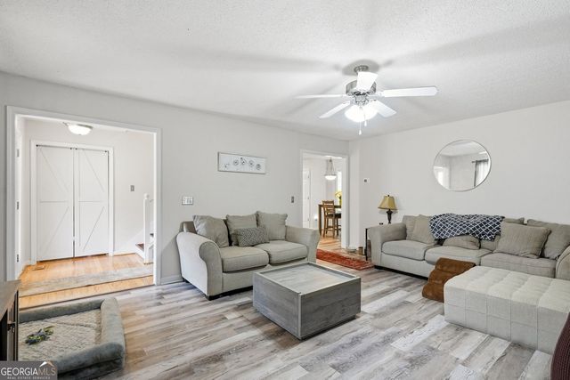 363 Barrington Drive, Hiram, GA 30141