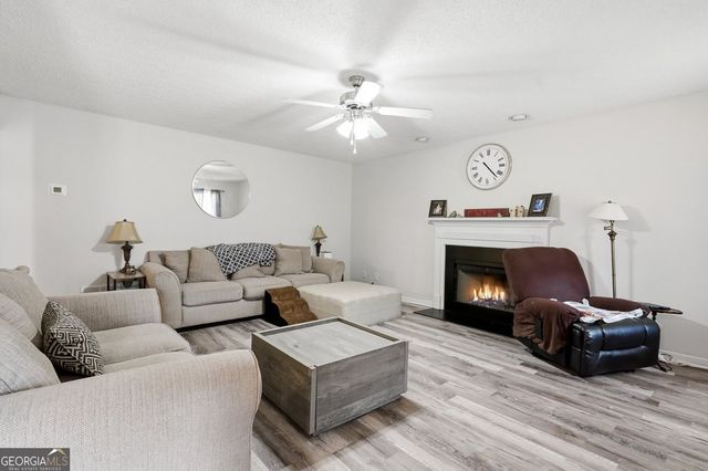 363 Barrington Drive, Hiram, GA 30141