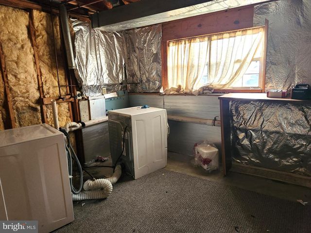 409 FEATHER DR, Newark, DE 19702