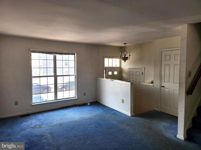 409 FEATHER DR, Newark, DE 19702