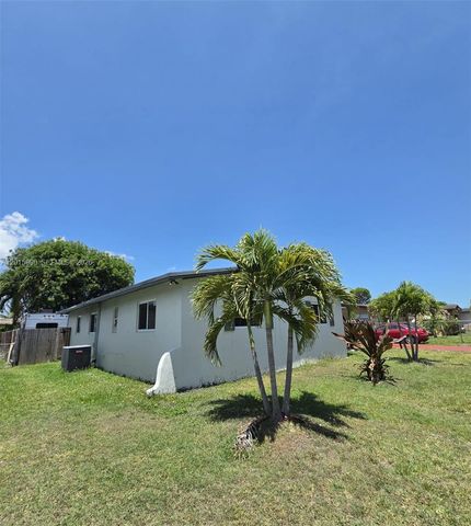 11941 SW 200th Street, Miami, FL 33177