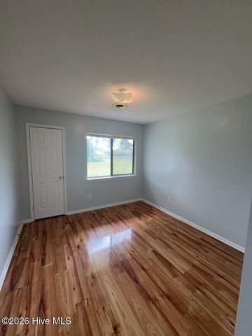 110 Elwood Road, Jacksonville, NC 28546