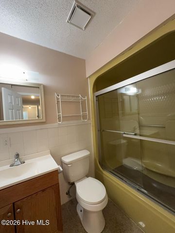 110 Elwood Road, Jacksonville, NC 28546