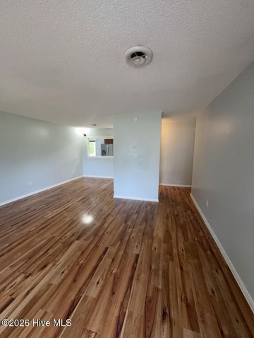 110 Elwood Road, Jacksonville, NC 28546