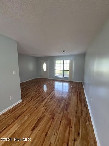 110 Elwood Road, Jacksonville, NC 28546