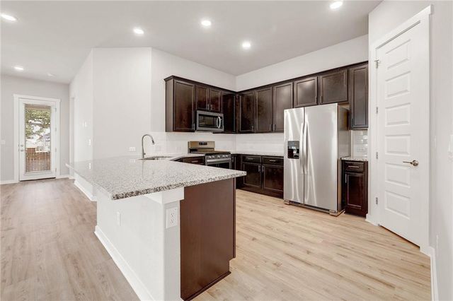 2416 Bear Cub BND, Leander, TX 78641