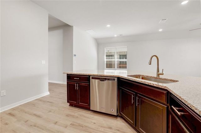 2416 Bear Cub BND, Leander, TX 78641