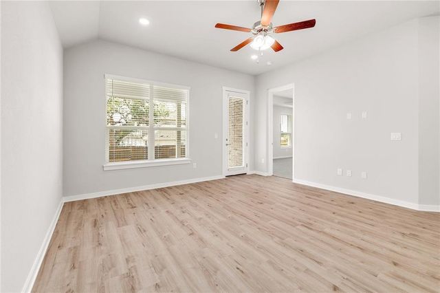 2416 Bear Cub BND, Leander, TX 78641