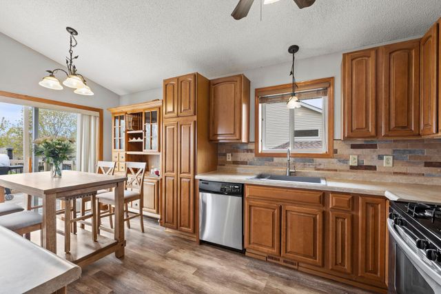 6235 146th Street N, Hugo, MN 55038